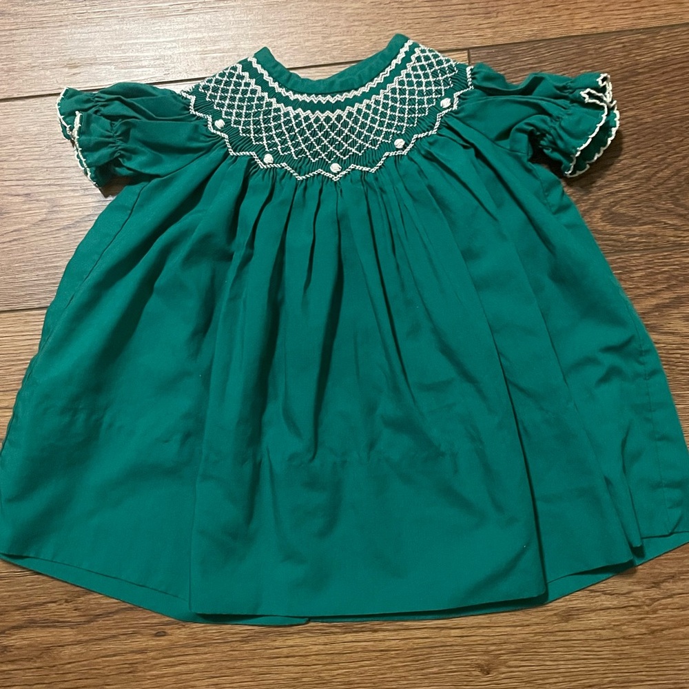 Banbury Cross New Orleans Emerald Green Smocked Easter Spring Dress